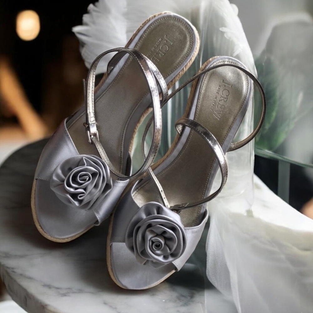 J.Crew Silver Satin Rose Espadrille
Wedge Sandals Heels
9